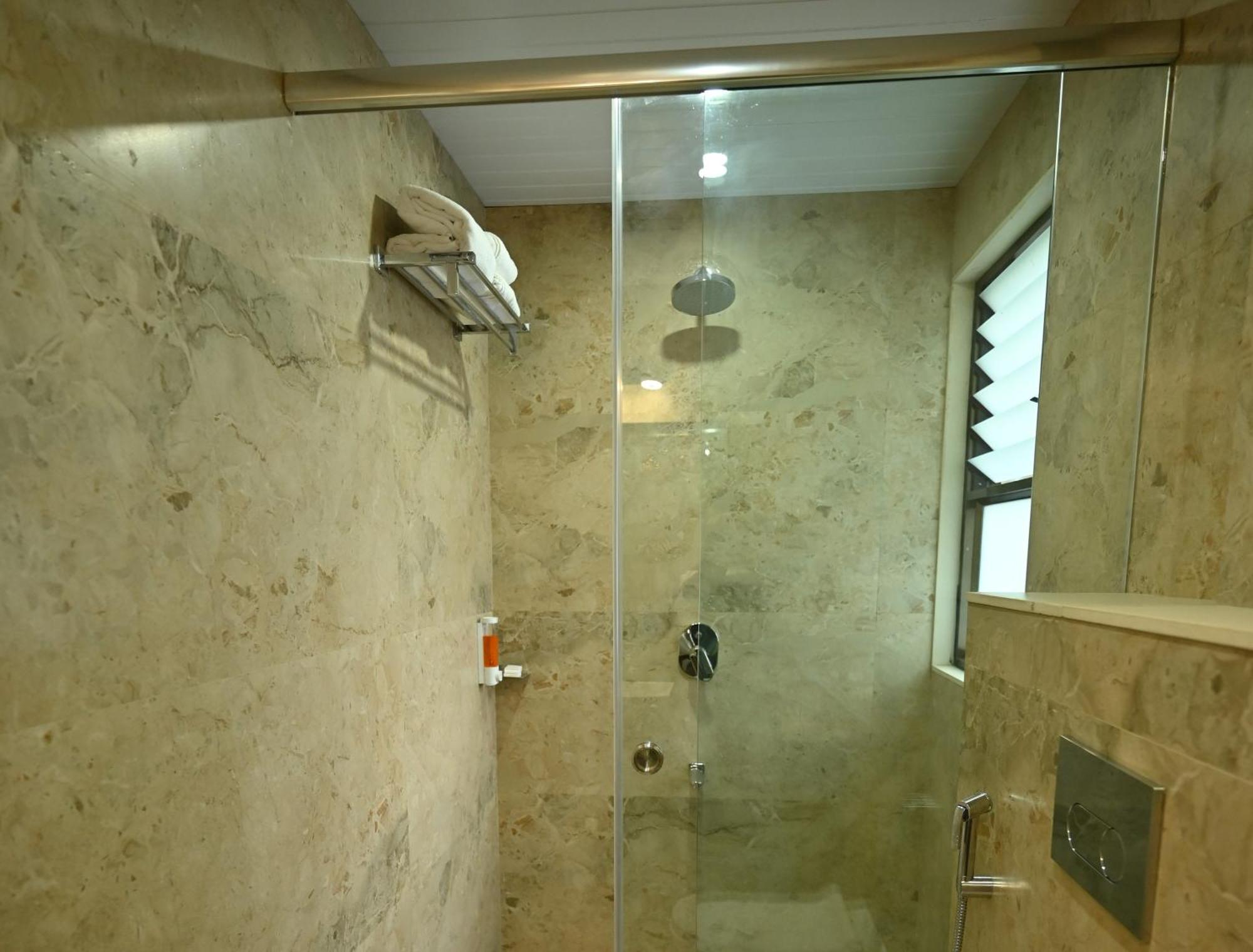 Hotel City Centre Lātūr Habitación foto
